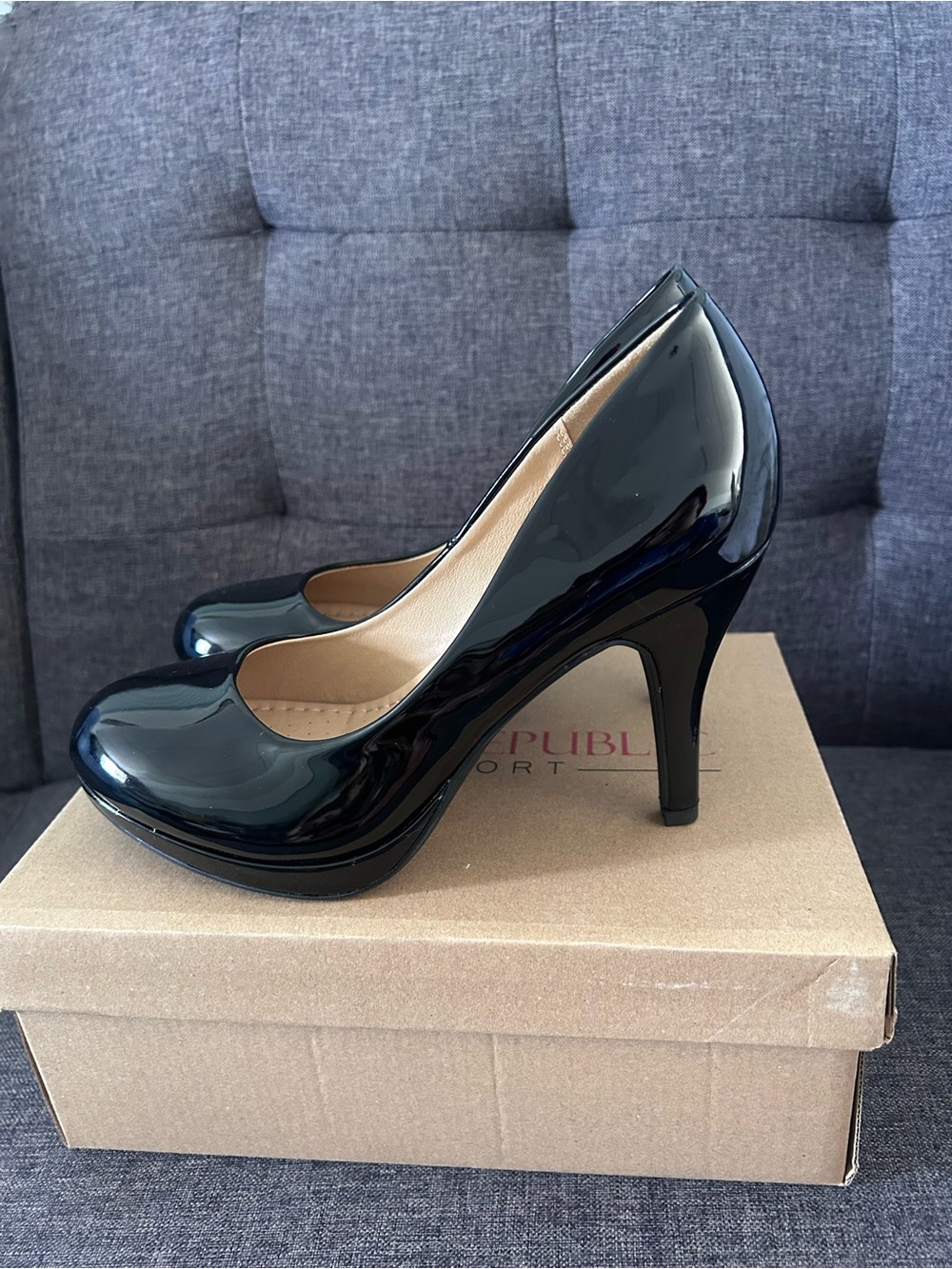 Elegant Black Patent High Heel Pumps for Women